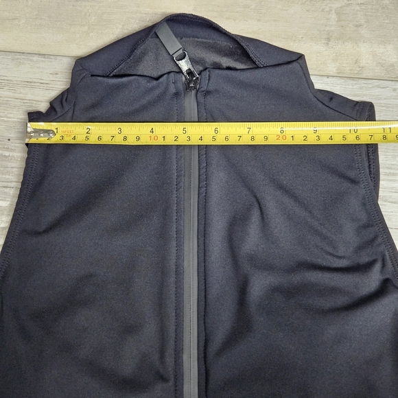 TA3 Sleeveless Surfy One Piece Swimsuit Size XL Short Black/White - Picture 3 of 15